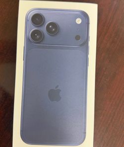 Apple iPhone 17 Pro Max - 256 GB - Deep Blue (Unlocked)