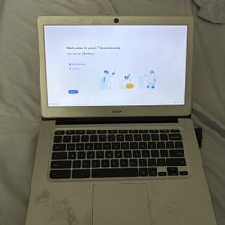 2016-2018 Acer Chromebook + Charger