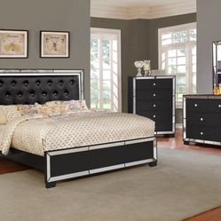 50% SALE Queen Size Bedroom Set 