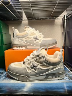 Lv stake gray