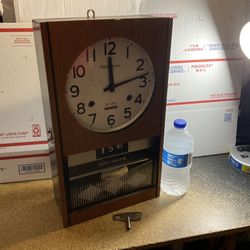 Vintage Key Clock 