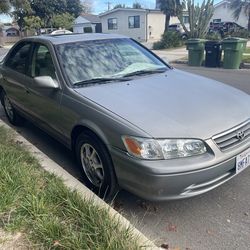 2000 Toyota Camry