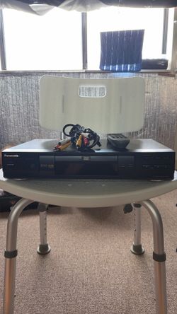 Panasonic DVD Player CD DVD Video Hi-Speed Scan x100 DVD-RV30 W/ Remote Control