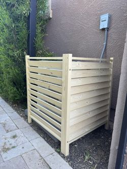 Meranti Privacy Screen