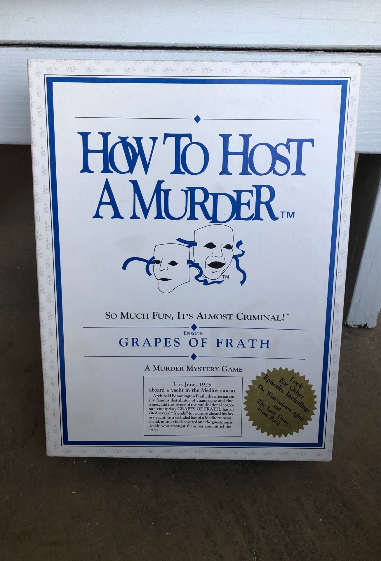 How to host a murder board game