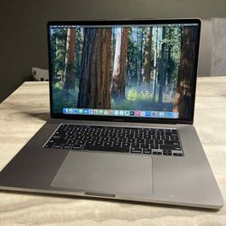 MacBook Pro 16" I7 512gb