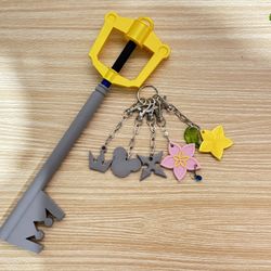 Kingdom Hearts Keyblade With Keychain