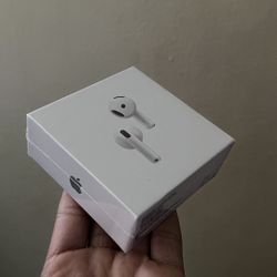 BRAND NEW Airpod 4’s with Noise Cancellation 