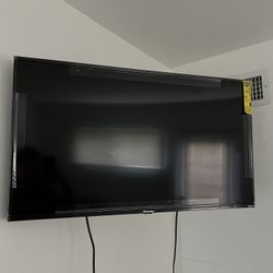 Hisense Roku Tv 40”