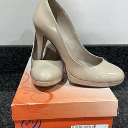 Beige Pump Heel Size 10
