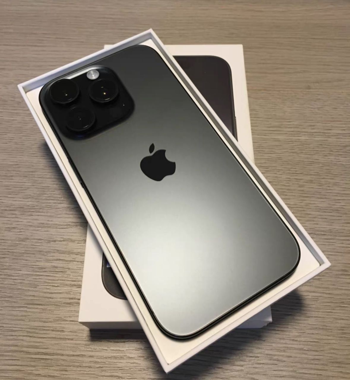 Apple iphone16pro 1TB