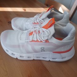 Excellent Condition Cloud Nova Void White And Orange Women's 9