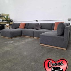 6pc Sectional Couch- Free Delivery‼️