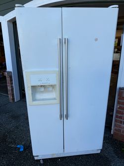 Refrigerator and Freezer