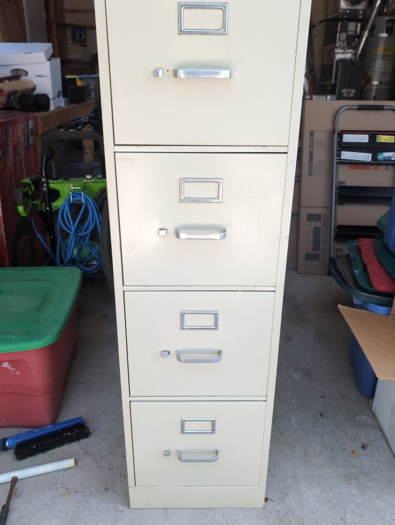 4 Drawer File Cabinet