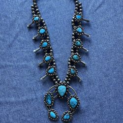 TURQUOISE GODDESS NECKLACE
