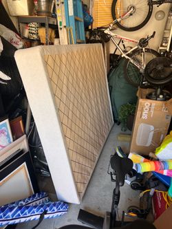 Queen Mattress box springs