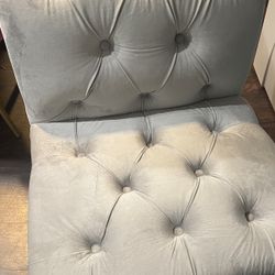 Light Gray Bench and Chair Set 