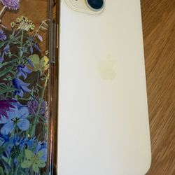 iPhone 15    128gb  Yellow 