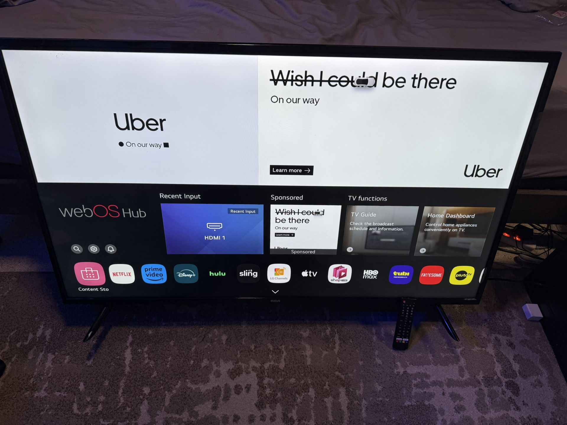 RCA SMART TV LIKE NEW