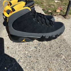 Jordan 9s Univ Gold , Jordan 14 Black Toe