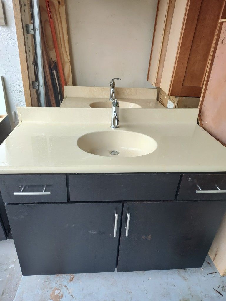 48" Bathroom Vanity for Sale in Boca Raton, FL OfferUp