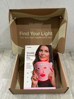Solawave Wrinkle Retreat Pro LED Face Mask