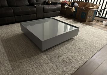 2 end tables , coffee table