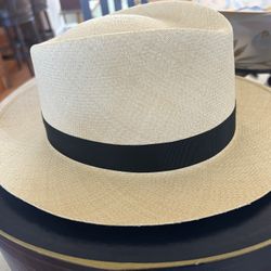 Newt Hawaiian Hand Woven Montecristi Panama Hat