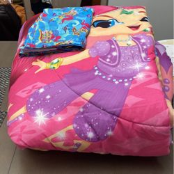 Girls Comforter W/ Matching Pillowcase