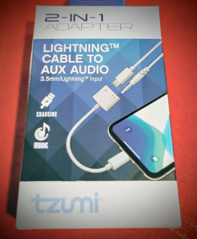 •iPhone• Tzumi 2-in-1 Lightning to Headphone Audio and Charger Adapter