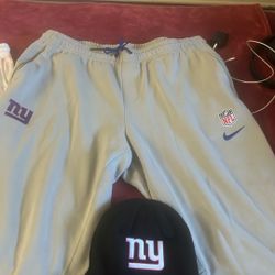 3 Nike Giants Apparel Wear .all For $25!