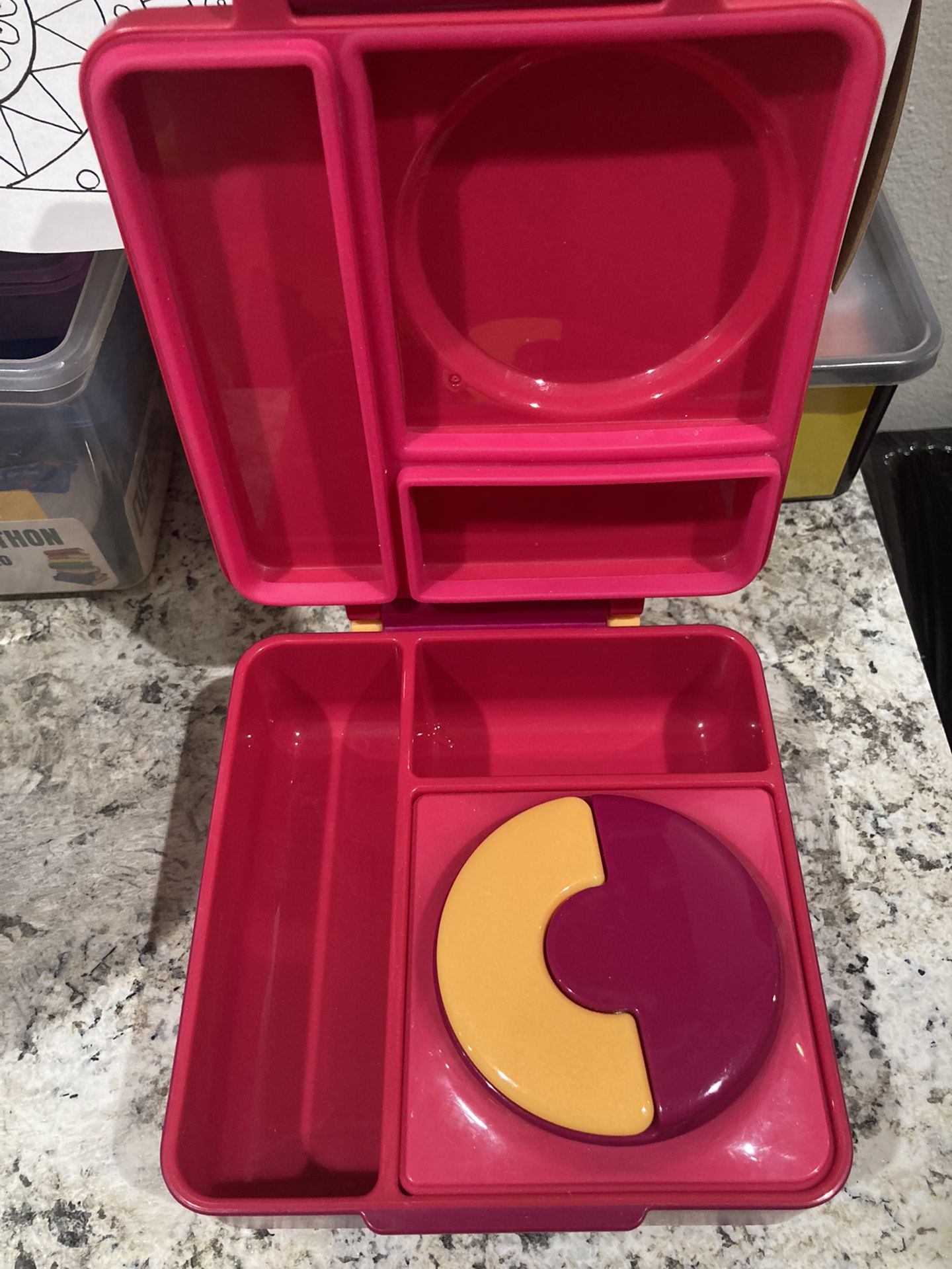 Omiebox Lunch Box For Kids for Sale in Grand Prairie, TX - OfferUp