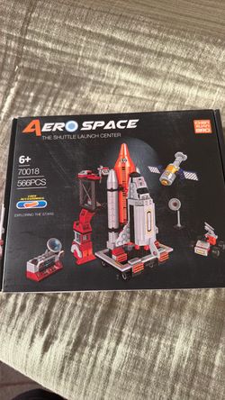 Aero Space Shuttle Launch Center Building Set 566pcs