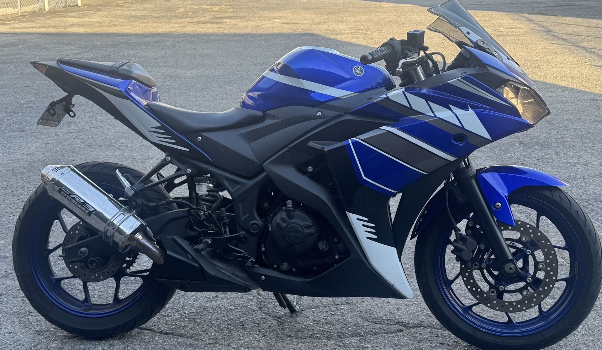 2015 Yamaha R3