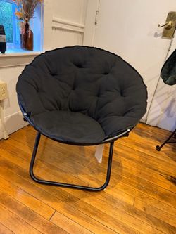 Black Folding Saucer Moon Chair
