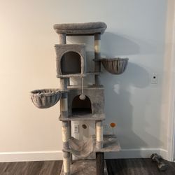 Cat Tree ~ 6ft Tall 