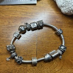 Pandora Bracelet With Charms 