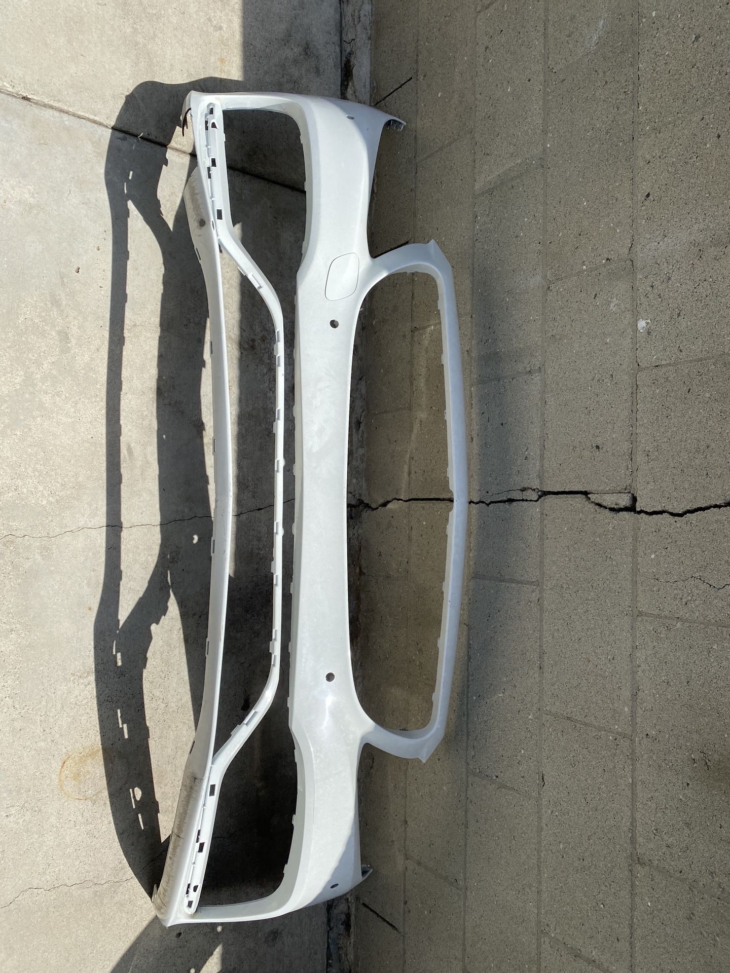2015 2016 2017 2018 2019 MERCEDES-BENZ C63 AMG FRONT BUMPER COVER OEM USED