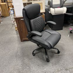 COOLHUT Big and Tall Office Chair 500LBS Wide Seat Ergonomic Computer Desk Chair, High Back Executive PU Leather Chair, Adjustable Armrest and Lumbar 