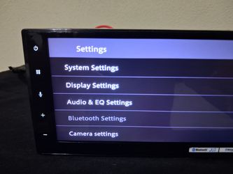 Pioneer double dinn car stereo car play.