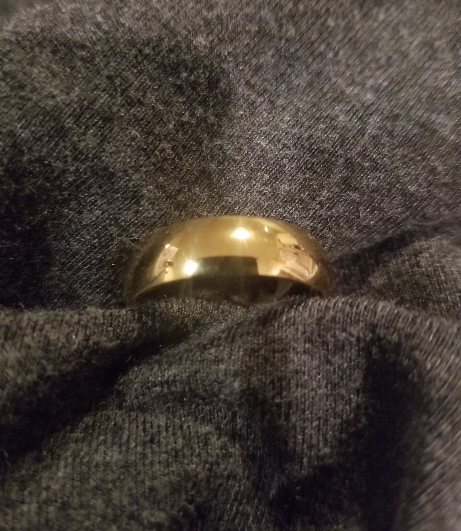 14kt Gold Ion Plated Band Ring - Size 8