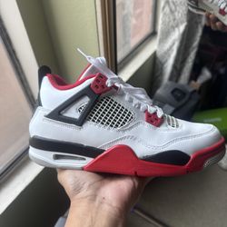 Jordan 4 Fire Red 2020 GS