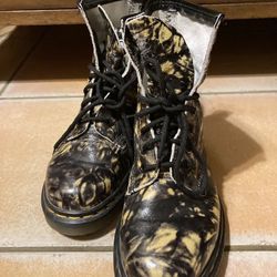 $80-Dr. Martens Leather Boots From England 