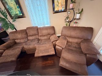 Sofa Recliner with Free Single Recliner
