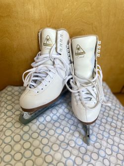 Jackson Ultima Excel Women’s/Girls Figure, Ice Skates, Size 5