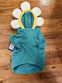 Top Paw Dog Daisy Hoodie - tags on- dog costume - spring
