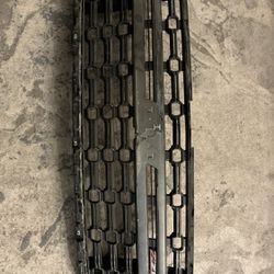 2021-2023 CHEVY TAHOE/SUBURBAN Z71 GRILLE 