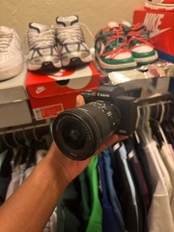 Canon EOS m50