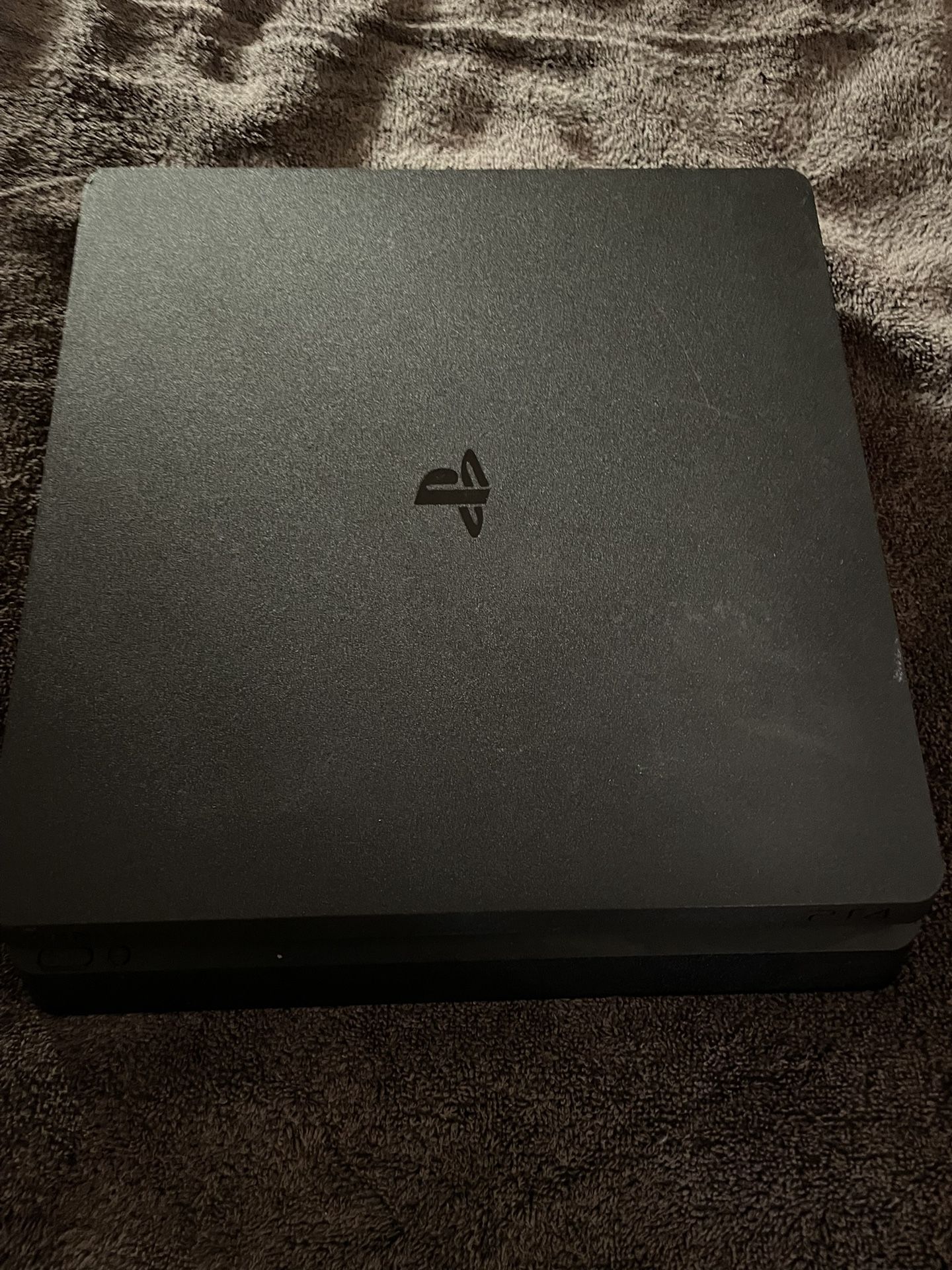 Ps4 slim